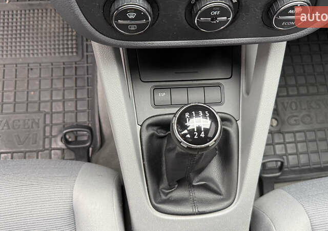 Синий Фольксваген Гольф, объемом двигателя 1.4 л и пробегом 170 тыс. км за 5600 $, фото 27 на Automoto.ua