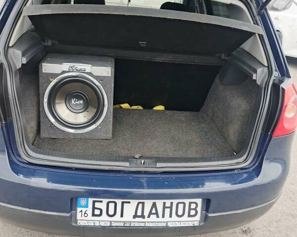 Синий Фольксваген Гольф, объемом двигателя 1.6 л и пробегом 326 тыс. км за 5800 $, фото 13 на Automoto.ua