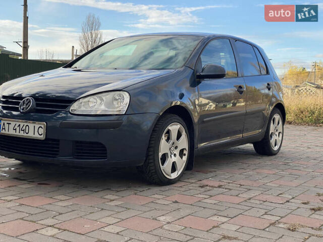Синий Фольксваген Гольф, объемом двигателя 1.6 л и пробегом 386 тыс. км за 4700 $, фото 2 на Automoto.ua