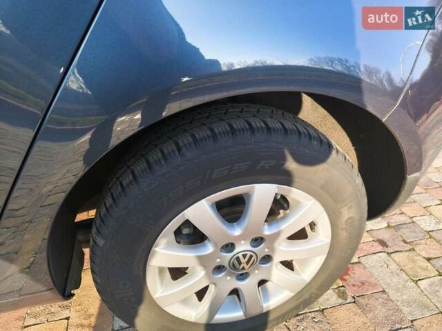 Синий Фольксваген Гольф, объемом двигателя 1.6 л и пробегом 174 тыс. км за 5500 $, фото 12 на Automoto.ua