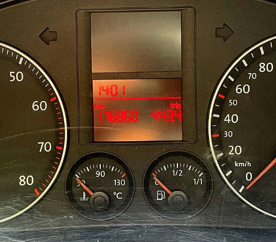 Синій Фольксваген Гольф, об'ємом двигуна 1.4 л та пробігом 176 тис. км за 5300 $, фото 5 на Automoto.ua