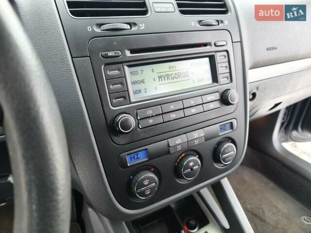 Синій Фольксваген Гольф, об'ємом двигуна 1.6 л та пробігом 173 тис. км за 5300 $, фото 19 на Automoto.ua