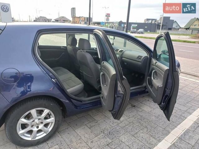 Синій Фольксваген Гольф, об'ємом двигуна 1.39 л та пробігом 239 тис. км за 6200 $, фото 1 на Automoto.ua