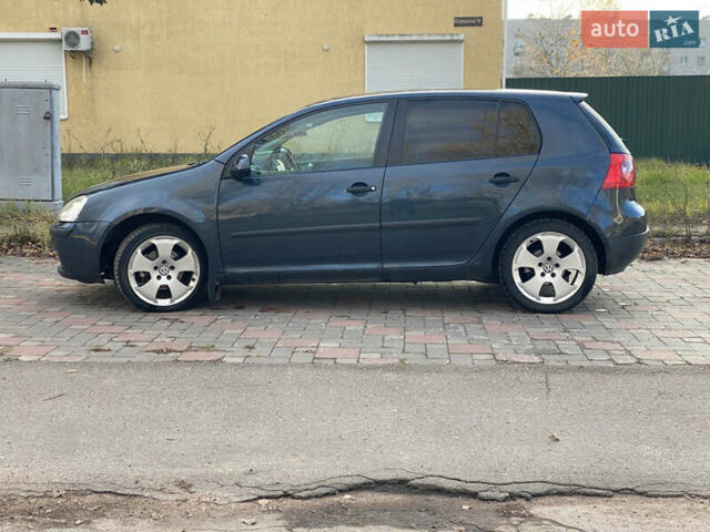 Синий Фольксваген Гольф, объемом двигателя 1.6 л и пробегом 386 тыс. км за 4700 $, фото 7 на Automoto.ua