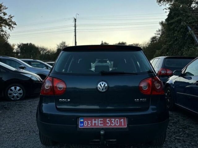 Синий Фольксваген Гольф, объемом двигателя 1.6 л и пробегом 259 тыс. км за 5700 $, фото 2 на Automoto.ua