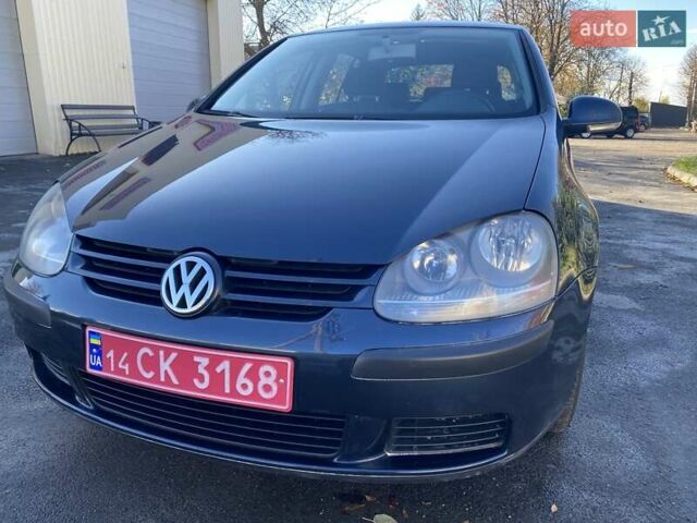 Синий Фольксваген Гольф, объемом двигателя 1.4 л и пробегом 175 тыс. км за 5299 $, фото 1 на Automoto.ua