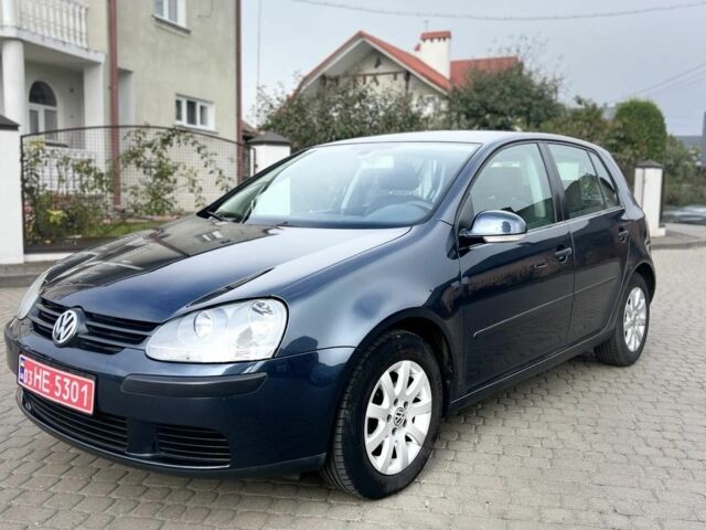 Синий Фольксваген Гольф, объемом двигателя 1.6 л и пробегом 250 тыс. км за 5500 $, фото 1 на Automoto.ua