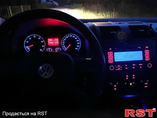 Синій Фольксваген Гольф, об'ємом двигуна 1.4 л та пробігом 270 тис. км за 4400 $, фото 9 на Automoto.ua