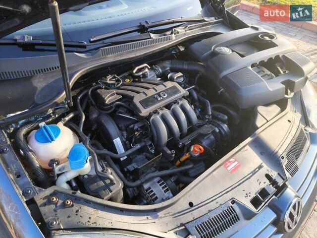Синий Фольксваген Гольф, объемом двигателя 1.6 л и пробегом 174 тыс. км за 5500 $, фото 50 на Automoto.ua