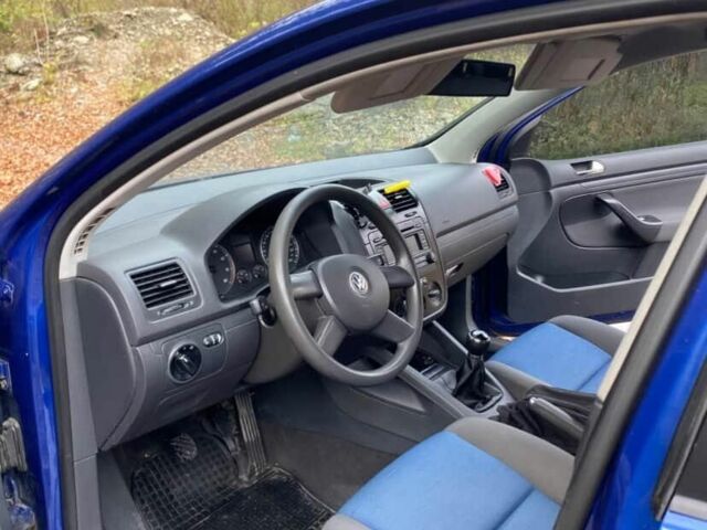 Синий Фольксваген Гольф, объемом двигателя 0 л и пробегом 235 тыс. км за 4700 $, фото 6 на Automoto.ua