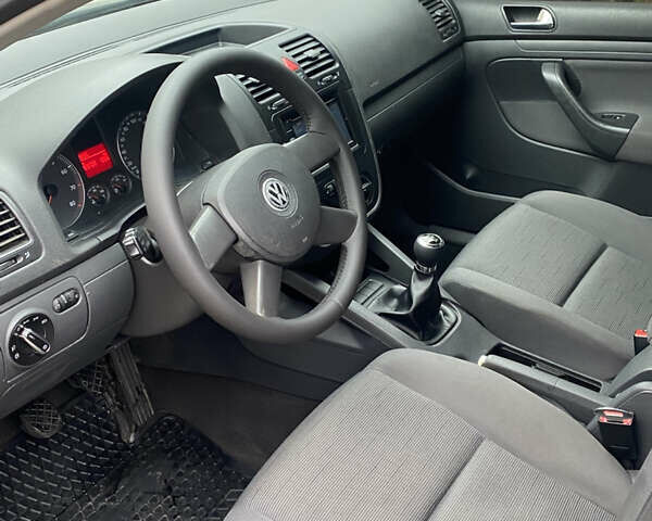 Синий Фольксваген Гольф, объемом двигателя 1.6 л и пробегом 230 тыс. км за 5300 $, фото 10 на Automoto.ua