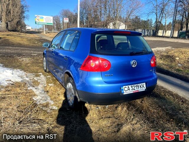 Синий Фольксваген Гольф, объемом двигателя 1.4 л и пробегом 250 тыс. км за 4900 $, фото 9 на Automoto.ua