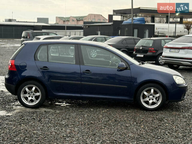 Синий Фольксваген Гольф, объемом двигателя 1.39 л и пробегом 265 тыс. км за 4550 $, фото 5 на Automoto.ua
