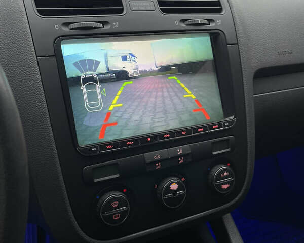 Синій Фольксваген Гольф, об'ємом двигуна 1.4 л та пробігом 161 тис. км за 3500 $, фото 45 на Automoto.ua