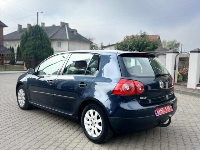 Синий Фольксваген Гольф, объемом двигателя 1.6 л и пробегом 250 тыс. км за 5500 $, фото 2 на Automoto.ua