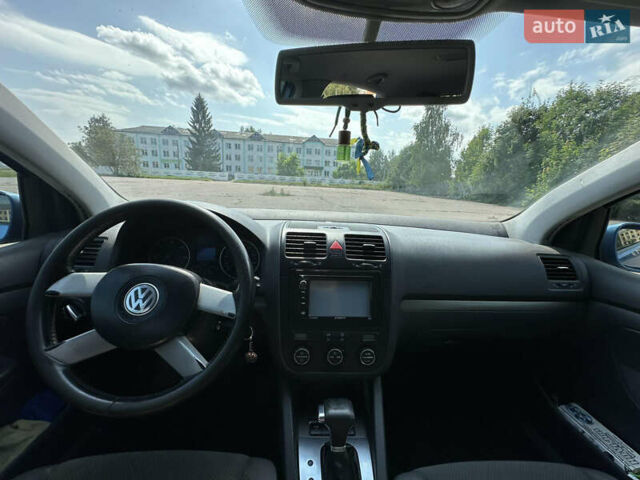 Синий Фольксваген Гольф, объемом двигателя 1.9 л и пробегом 285 тыс. км за 5500 $, фото 10 на Automoto.ua