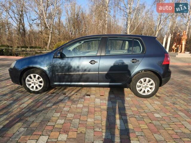 Синий Фольксваген Гольф, объемом двигателя 1.6 л и пробегом 174 тыс. км за 5500 $, фото 2 на Automoto.ua