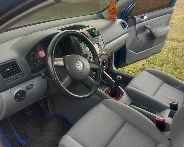 Синий Фольксваген Гольф, объемом двигателя 1.9 л и пробегом 314 тыс. км за 5150 $, фото 26 на Automoto.ua