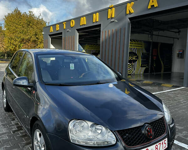 Синий Фольксваген Гольф, объемом двигателя 1.6 л и пробегом 270 тыс. км за 5800 $, фото 1 на Automoto.ua