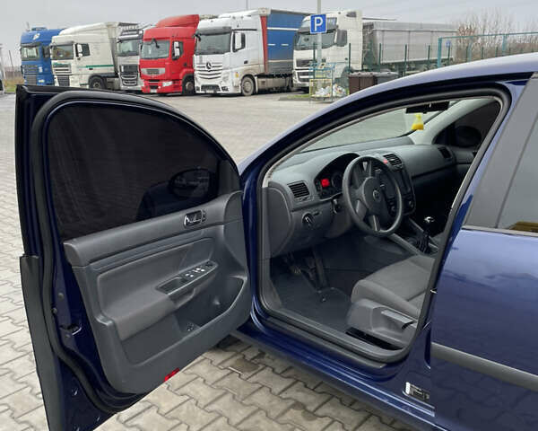 Синій Фольксваген Гольф, об'ємом двигуна 1.4 л та пробігом 161 тис. км за 3500 $, фото 32 на Automoto.ua