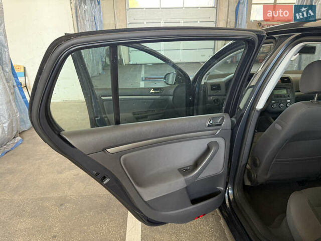 Синий Фольксваген Гольф, объемом двигателя 1.6 л и пробегом 171 тыс. км за 5350 $, фото 24 на Automoto.ua