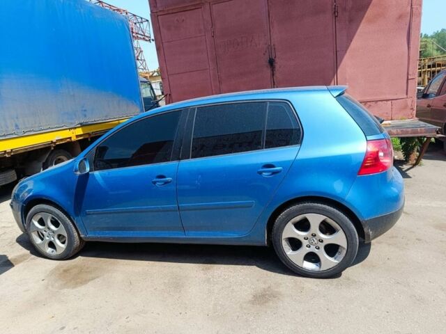 Синий Фольксваген Гольф, объемом двигателя 2 л и пробегом 285 тыс. км за 6000 $, фото 5 на Automoto.ua