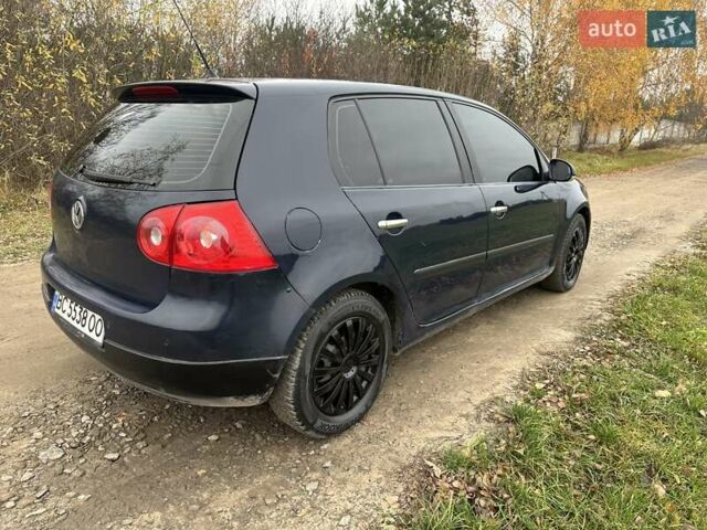 Синий Фольксваген Гольф, объемом двигателя 1.4 л и пробегом 268 тыс. км за 4450 $, фото 6 на Automoto.ua