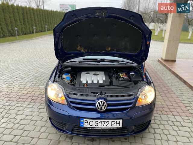 Синий Фольксваген Гольф, объемом двигателя 2 л и пробегом 285 тыс. км за 5450 $, фото 51 на Automoto.ua