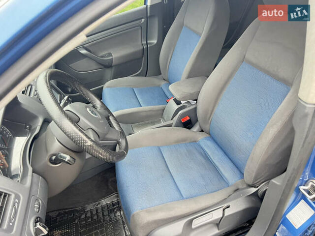 Синий Фольксваген Гольф, объемом двигателя 1.39 л и пробегом 299 тыс. км за 4999 $, фото 14 на Automoto.ua