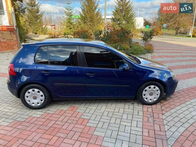 Синий Фольксваген Гольф, объемом двигателя 1.9 л и пробегом 391 тыс. км за 5500 $, фото 4 на Automoto.ua