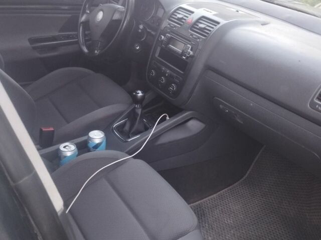 Синий Фольксваген Гольф, объемом двигателя 2 л и пробегом 220 тыс. км за 5300 $, фото 2 на Automoto.ua