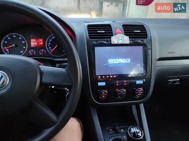 Синій Фольксваген Гольф, об'ємом двигуна 1.4 л та пробігом 230 тис. км за 4800 $, фото 9 на Automoto.ua