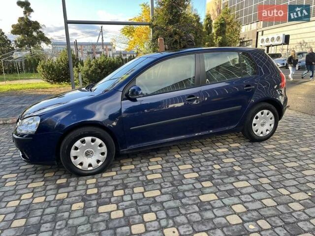 Синий Фольксваген Гольф, объемом двигателя 1.4 л и пробегом 250 тыс. км за 4600 $, фото 88 на Automoto.ua