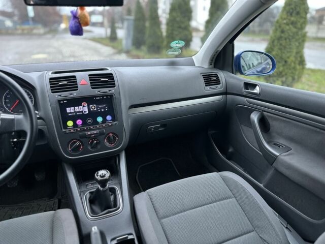 Синий Фольксваген Гольф, объемом двигателя 1.4 л и пробегом 199 тыс. км за 4499 $, фото 7 на Automoto.ua