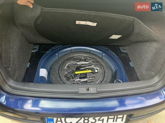 Синий Фольксваген Гольф, объемом двигателя 1.6 л и пробегом 212 тыс. км за 5200 $, фото 3 на Automoto.ua