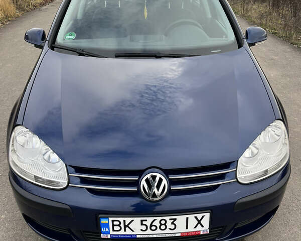 Синій Фольксваген Гольф, об'ємом двигуна 1.39 л та пробігом 180 тис. км за 5750 $, фото 44 на Automoto.ua