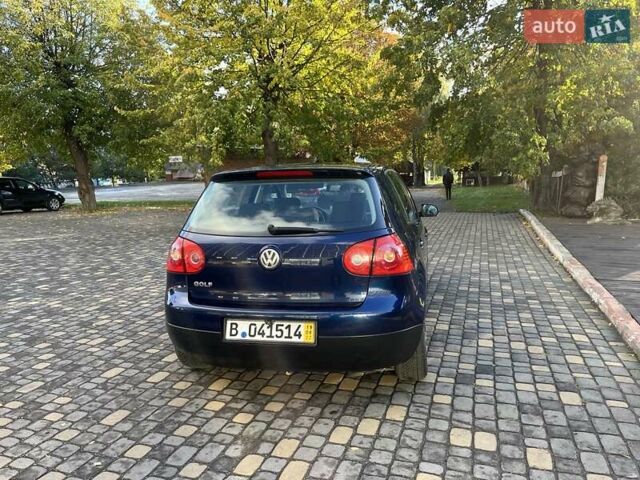 Синий Фольксваген Гольф, объемом двигателя 1.4 л и пробегом 250 тыс. км за 4600 $, фото 69 на Automoto.ua