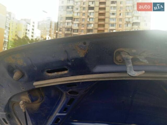 Синій Фольксваген Гольф, об'ємом двигуна 1.4 л та пробігом 368 тис. км за 3600 $, фото 17 на Automoto.ua