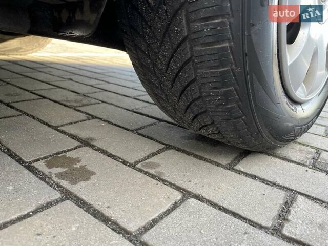 Синий Фольксваген Гольф, объемом двигателя 1.4 л и пробегом 250 тыс. км за 4600 $, фото 35 на Automoto.ua