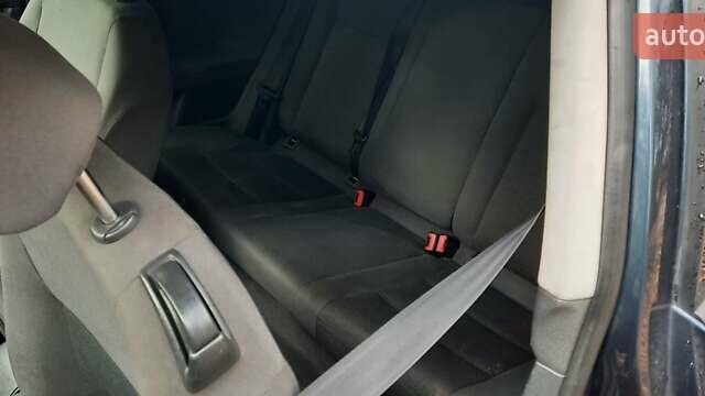 Синий Фольксваген Гольф, объемом двигателя 1.9 л и пробегом 470 тыс. км за 2400 $, фото 7 на Automoto.ua