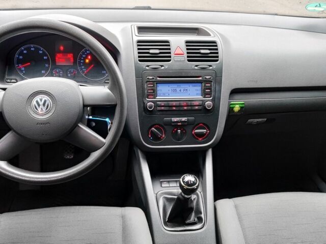 Синий Фольксваген Гольф, объемом двигателя 1.4 л и пробегом 217 тыс. км за 4700 $, фото 6 на Automoto.ua