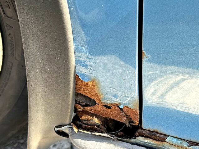 Синий Фольксваген Гольф, объемом двигателя 1.6 л и пробегом 225 тыс. км за 5300 $, фото 3 на Automoto.ua