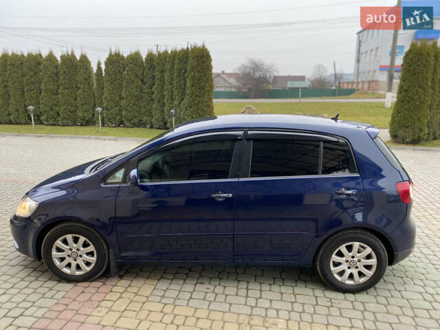 Синий Фольксваген Гольф, объемом двигателя 2 л и пробегом 285 тыс. км за 5450 $, фото 6 на Automoto.ua