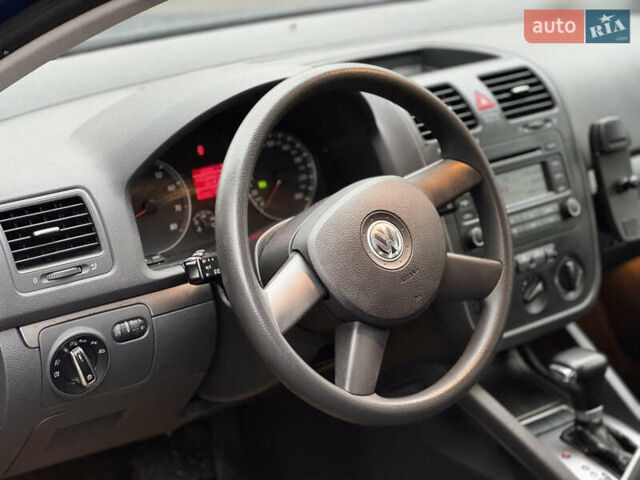 Синий Фольксваген Гольф, объемом двигателя 0 л и пробегом 185 тыс. км за 6750 $, фото 49 на Automoto.ua