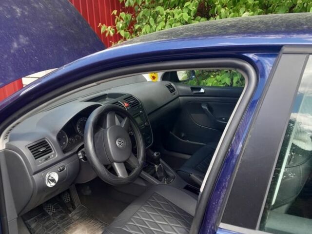 Синій Фольксваген Гольф, об'ємом двигуна 1.9 л та пробігом 250 тис. км за 3200 $, фото 4 на Automoto.ua