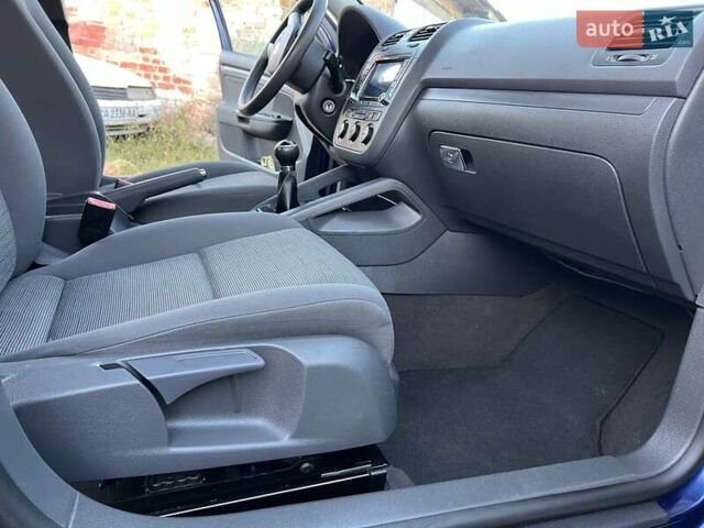 Синій Фольксваген Гольф, об'ємом двигуна 1.6 л та пробігом 196 тис. км за 6300 $, фото 42 на Automoto.ua