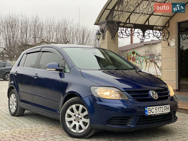 Синий Фольксваген Гольф, объемом двигателя 2 л и пробегом 285 тыс. км за 5450 $, фото 25 на Automoto.ua