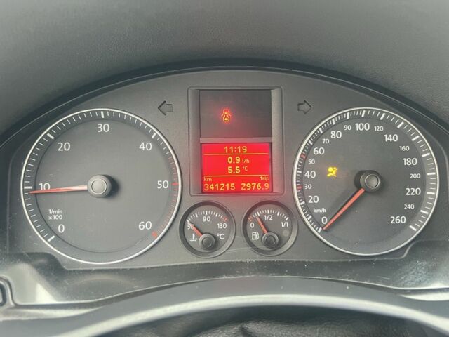 Синій Фольксваген Гольф, об'ємом двигуна 1.9 л та пробігом 341 тис. км за 2700 $, фото 7 на Automoto.ua