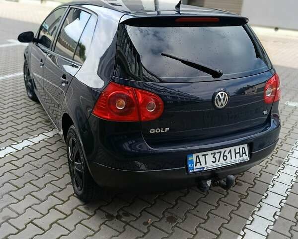 Синий Фольксваген Гольф, объемом двигателя 1.6 л и пробегом 290 тыс. км за 5000 $, фото 9 на Automoto.ua