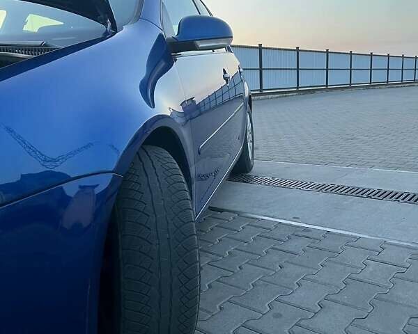 Синий Фольксваген Гольф, объемом двигателя 1.6 л и пробегом 118 тыс. км за 5400 $, фото 18 на Automoto.ua